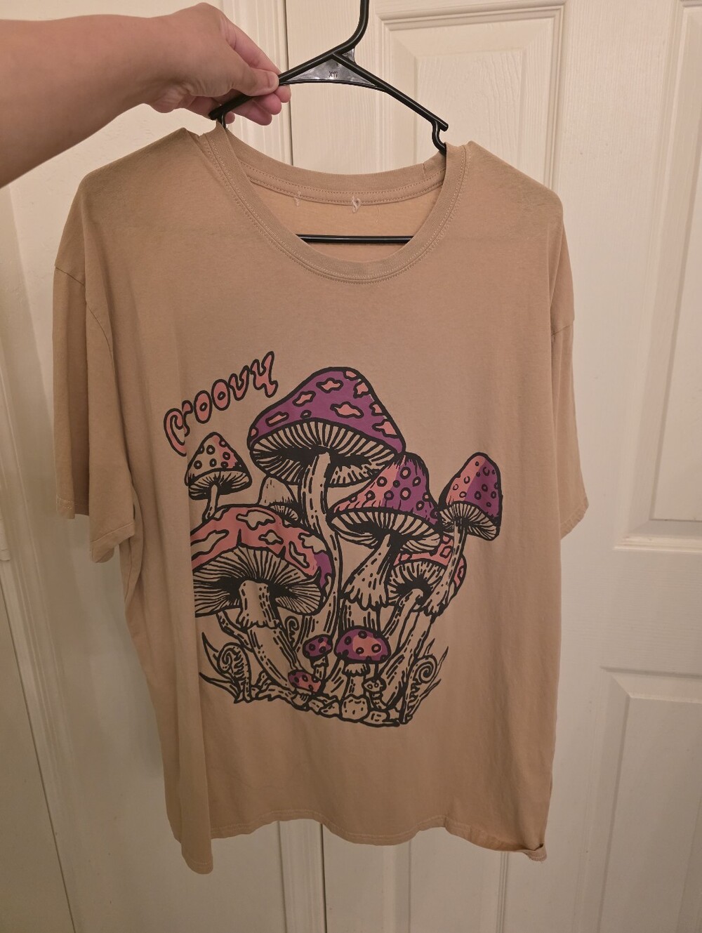 Graphic Tee 100% Cotton Groovy Mushroom Graphic XL